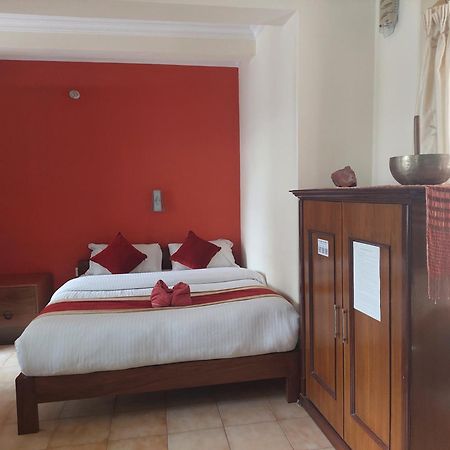 Blue Planet Lodge & Restaurant Pokhara Luaran gambar